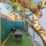 Apartment Cozy With Ac & Barbecue, Close To The Sea