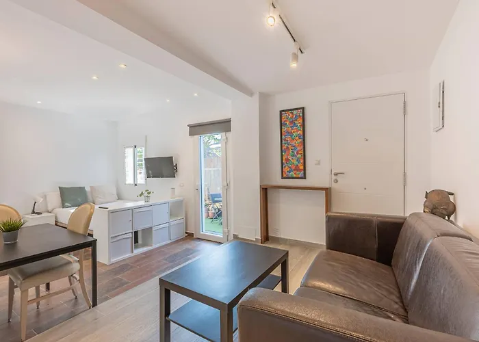 Cozy With Ac & Barbecue, Close To The Sea