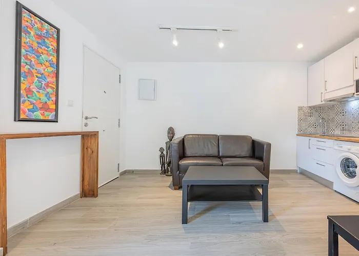 Apartmán Cozy With Ac & Barbecue, Close To The Sea *