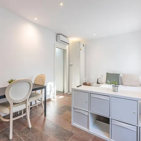 Appartement Cozy With Ac & Barbecue, Close To The Sea